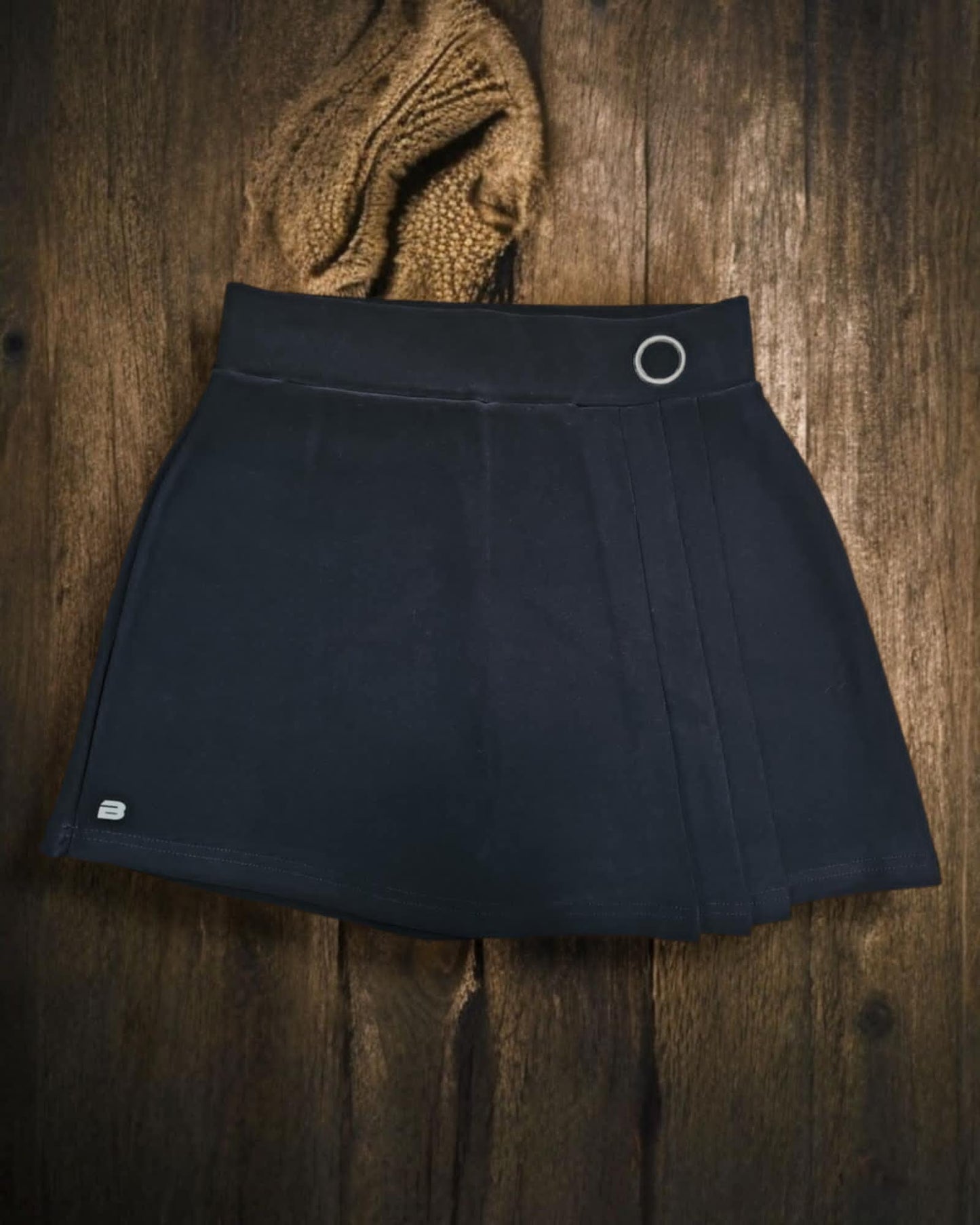 Jupe short (la timide)